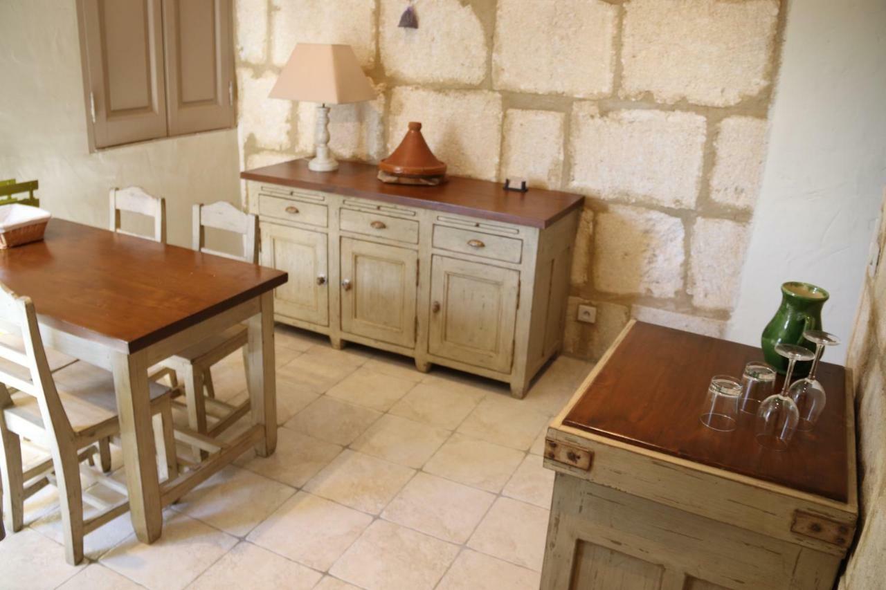 דירות Saint-Rémy-de-Provence Charme En Provence מראה חיצוני תמונה